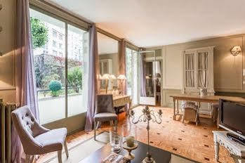 Apartment We - 75015
