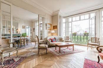 We - 75015 Apartment Paris